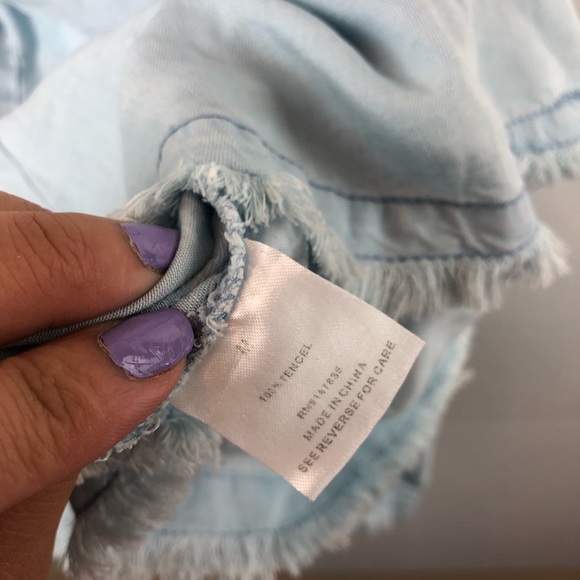 R + J Couture Light Chambray Cold Shoulder M - Picture 7 of 7